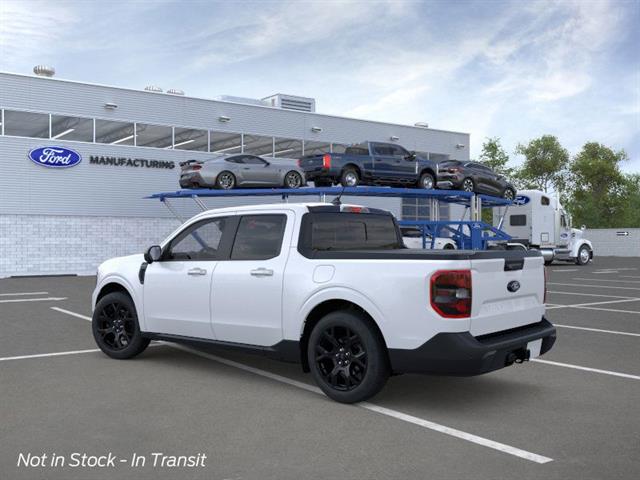 2025 Ford Maverick Lariat photo 2