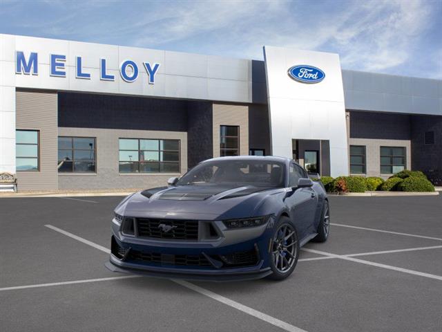 2025 Ford Mustang Dark Horse Deluxe photo 2