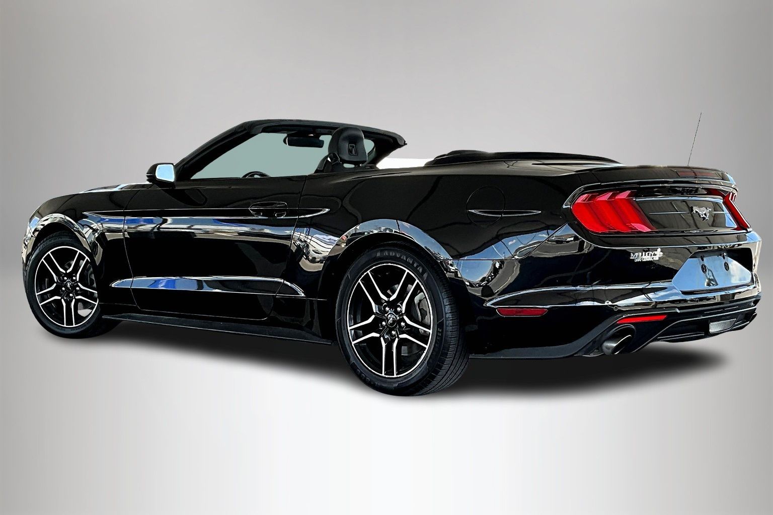 2023 Ford Mustang EcoBoost Premium photo 4