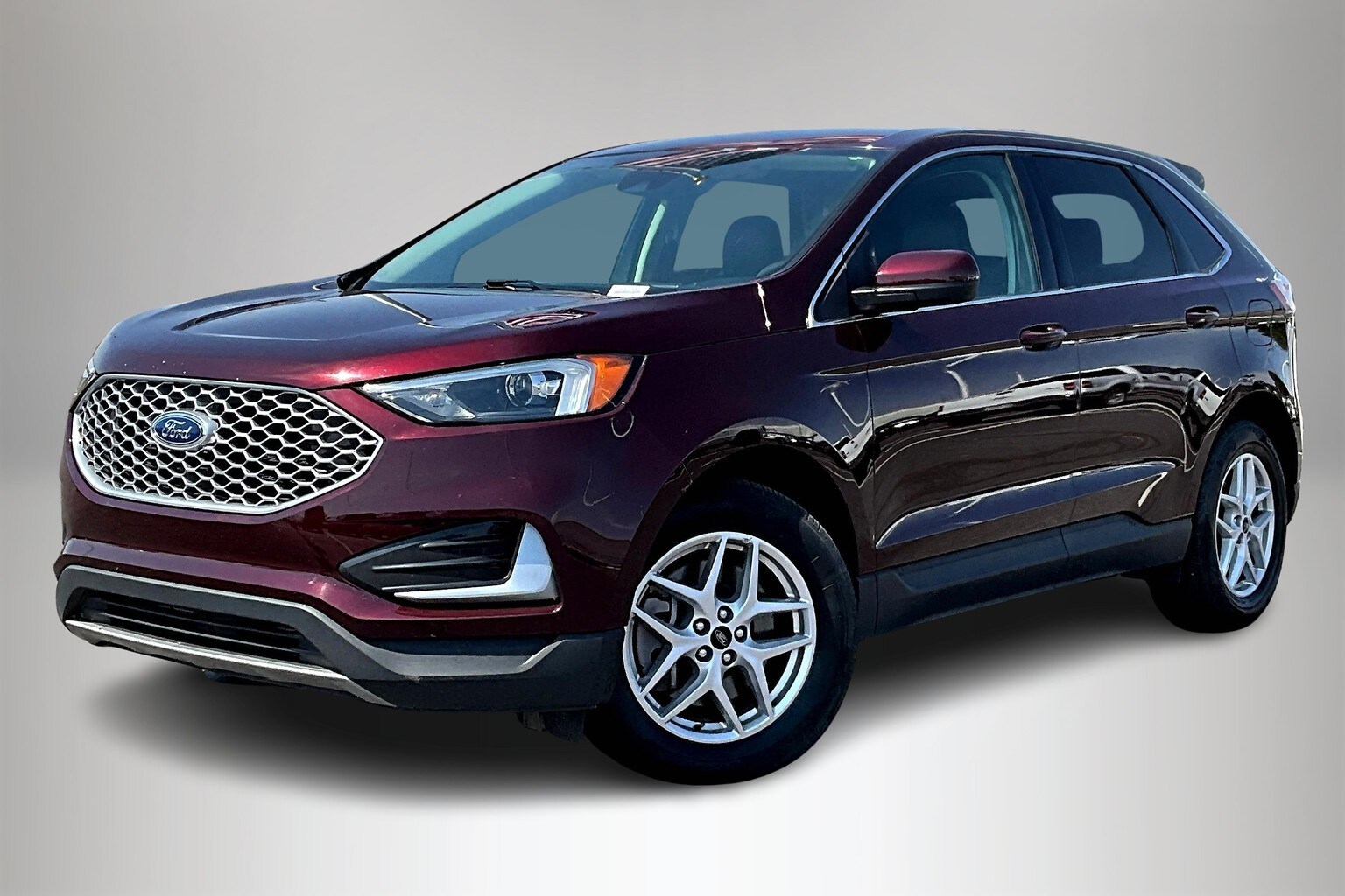 2024 Ford Edge SEL photo 3