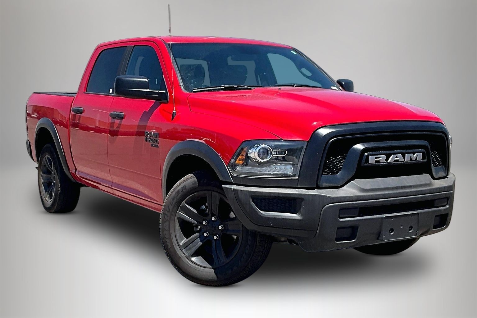 2024 RAM 1500 Classic Warlock 4x4 Crew Cab 5'7's photo