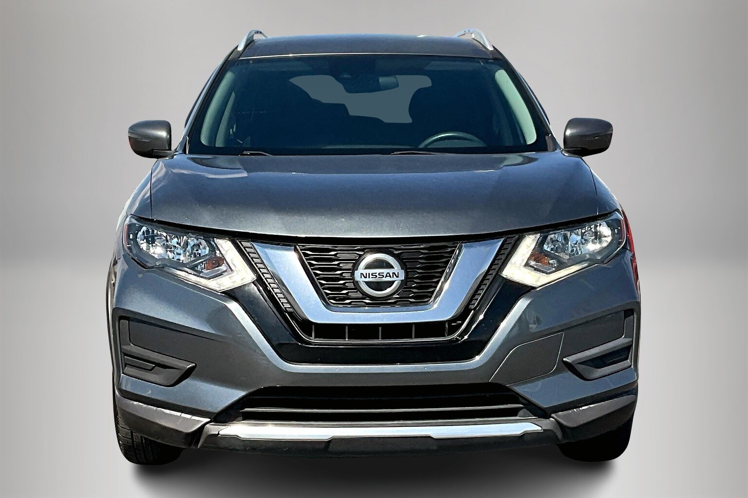 2020 Nissan Rogue SV photo 2