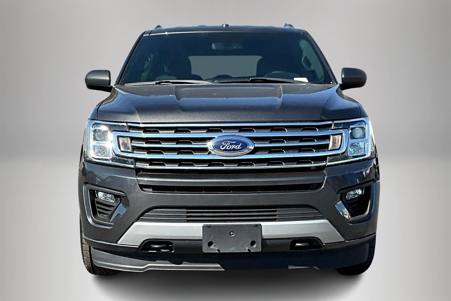 2019 Ford Expedition XLT photo 2