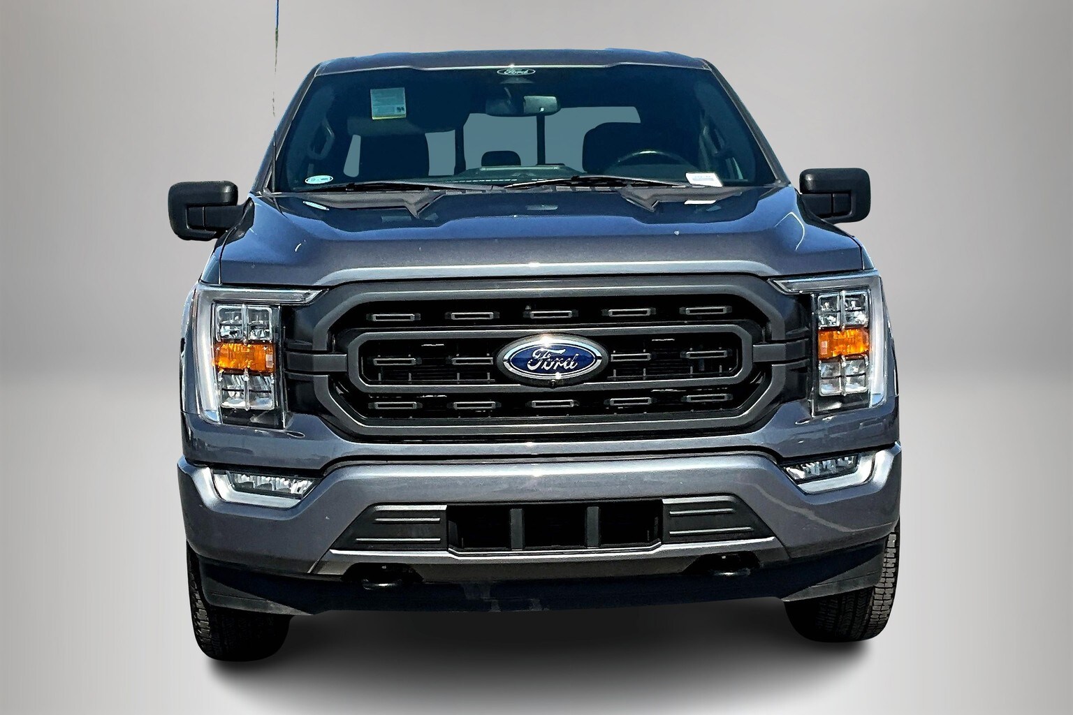 2022 Ford F-150 XLT photo 2