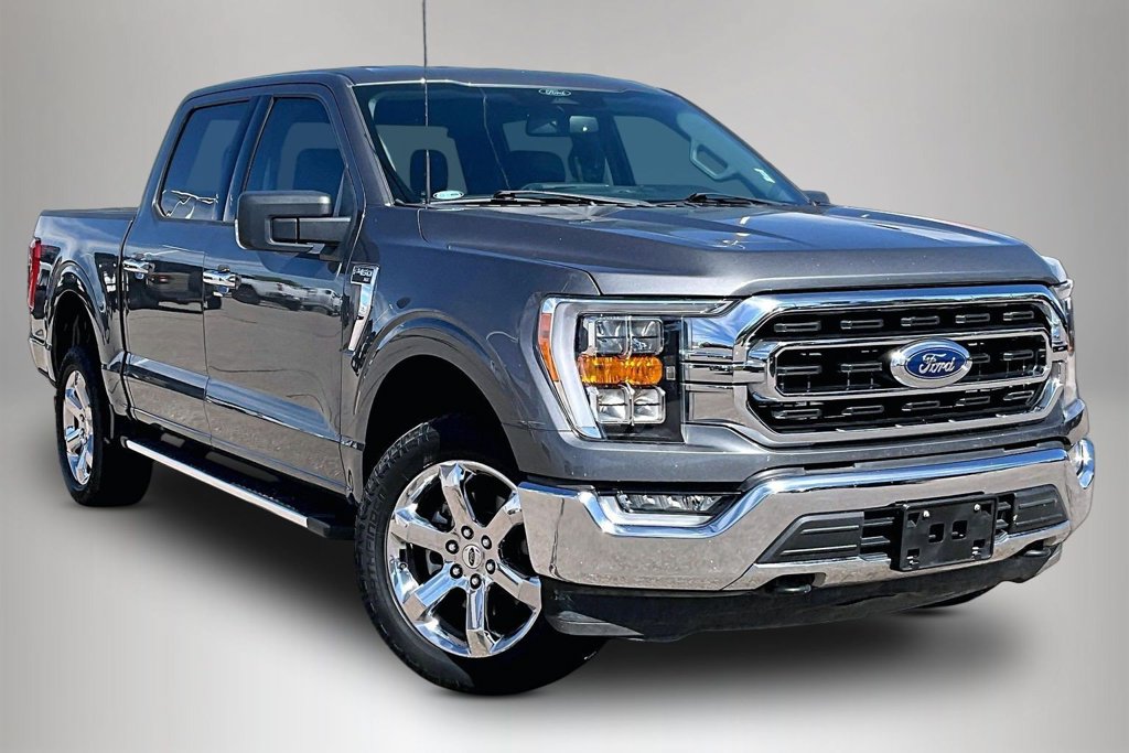 2022 Ford F-150 XLT Truck SuperCrew Cab