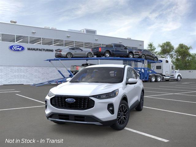 2025 Ford Escape Plug-In Hybrid photo 2