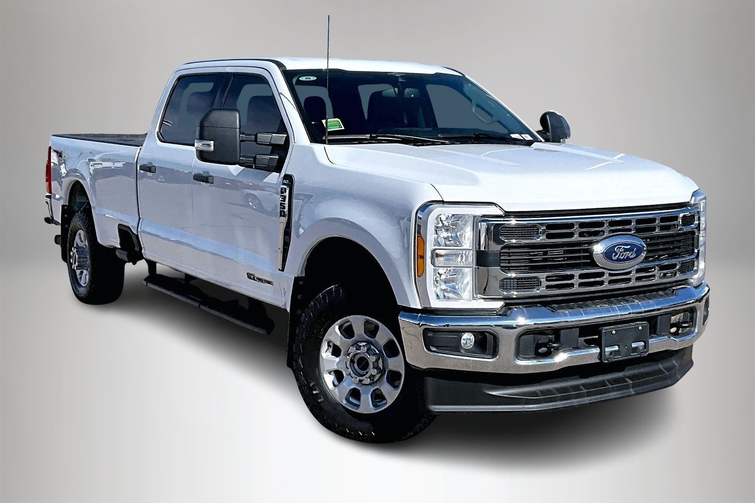 2023 Ford F-350 Super Duty XLT