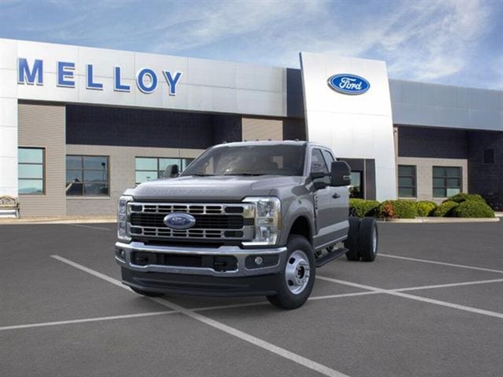 New 2026 Ford F-350 Chassis Truck Super Cab
