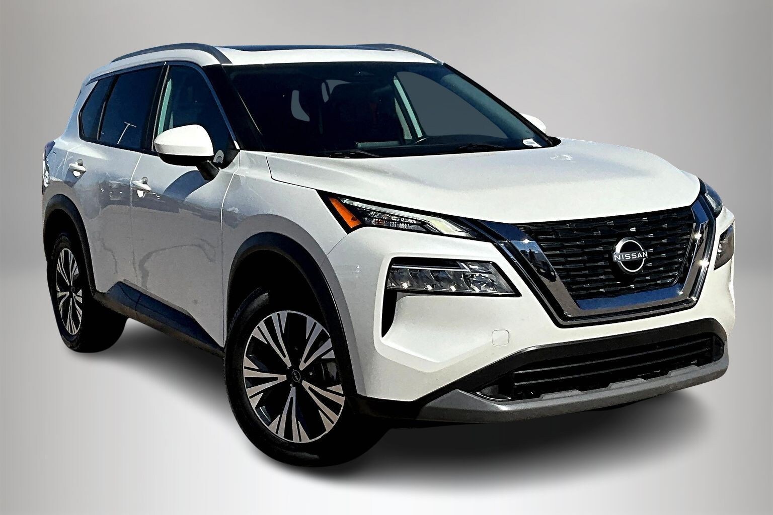 2023 Nissan Rogue SV's photo