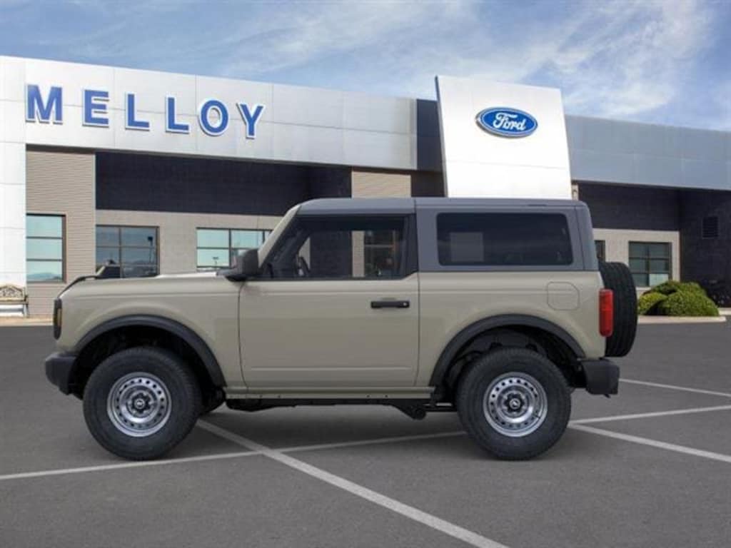 New 2025 Ford Bronco Base SUV