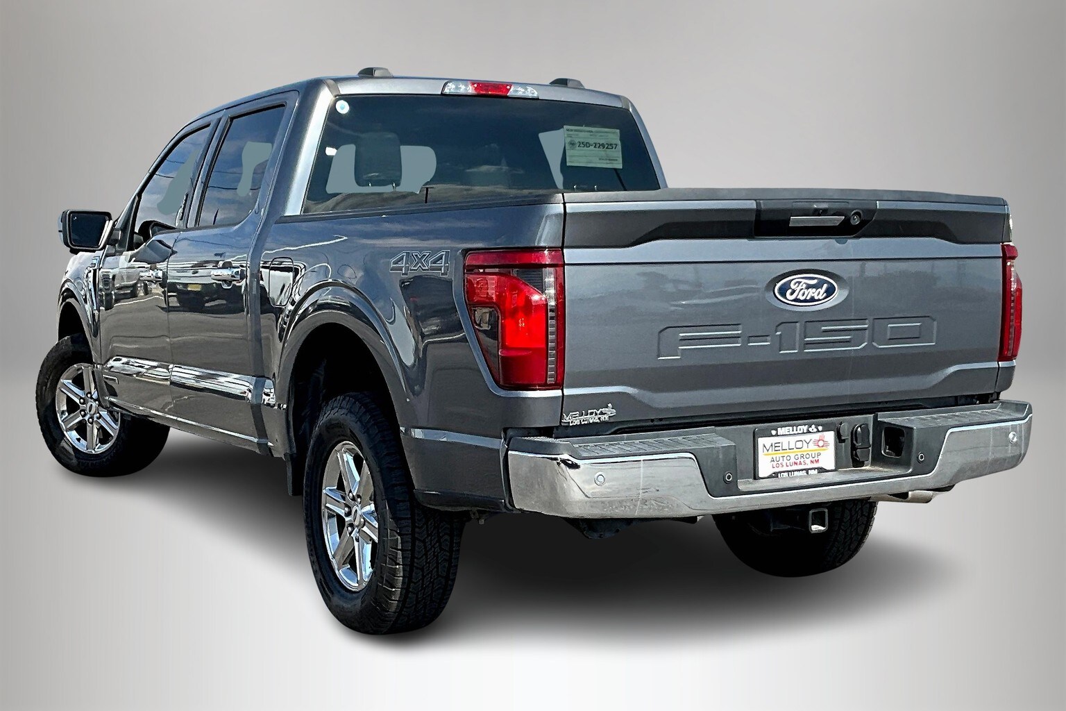 2024 Ford F-150 XLT - Photo 4