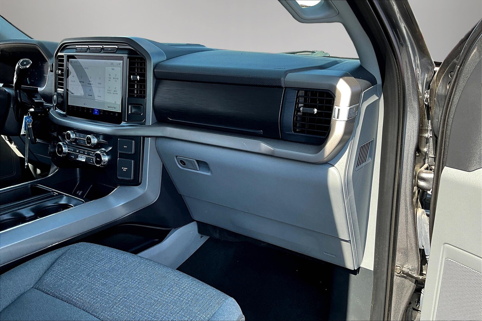 2024 Ford F-150 XLT - Photo 27