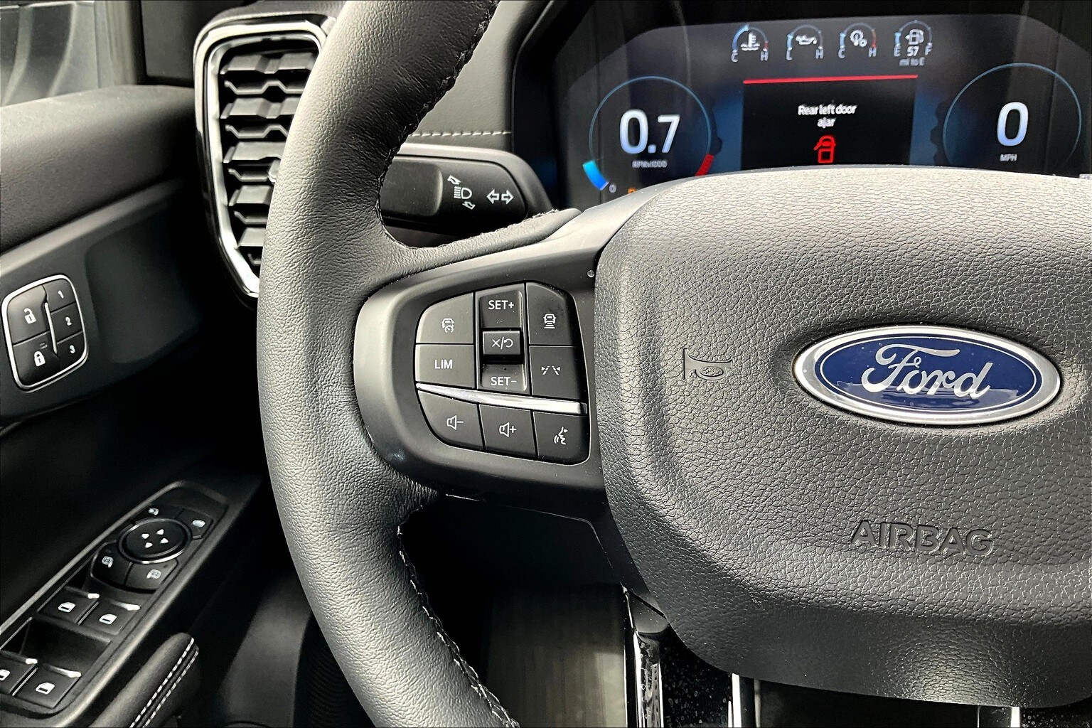 2025 Ford Ranger Lariat - Photo 11