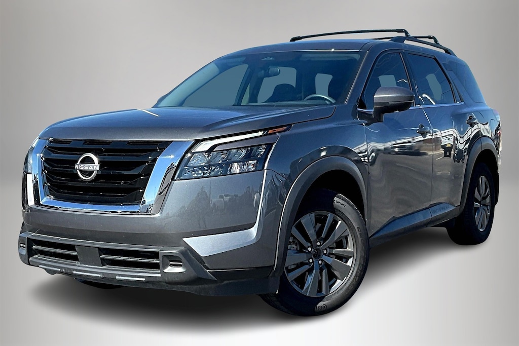 Used 2024 Nissan Pathfinder SV SUV