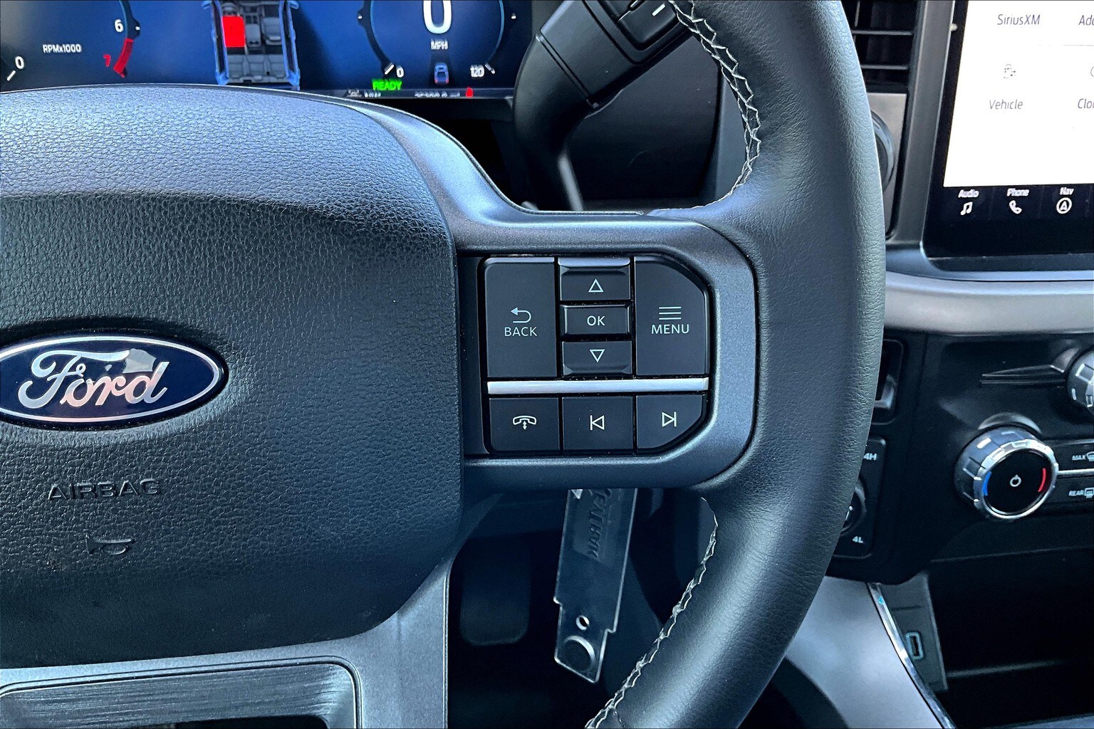 2024 Ford F-150 XLT - Photo 13