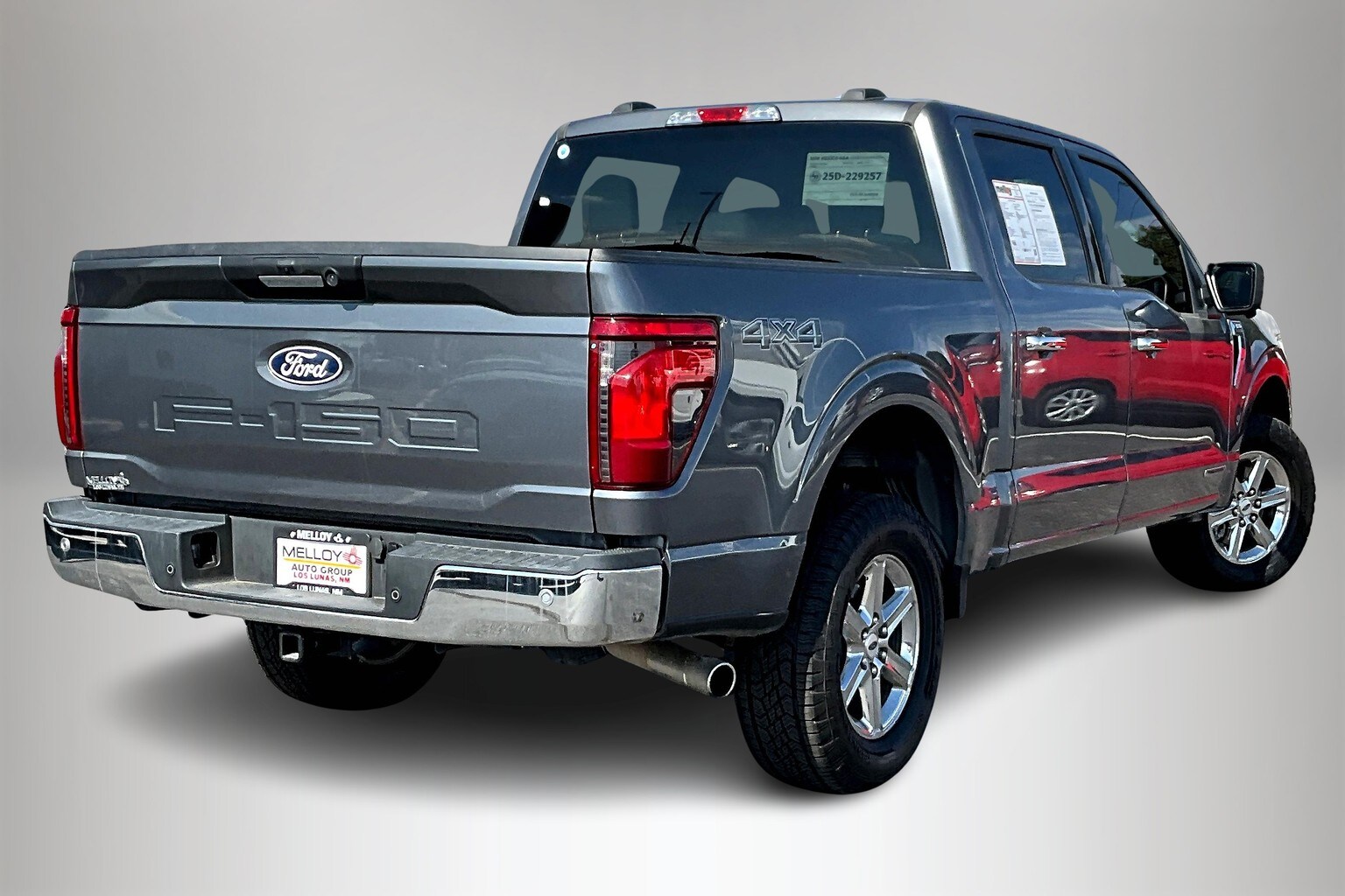 2024 Ford F-150 XLT - Photo 6