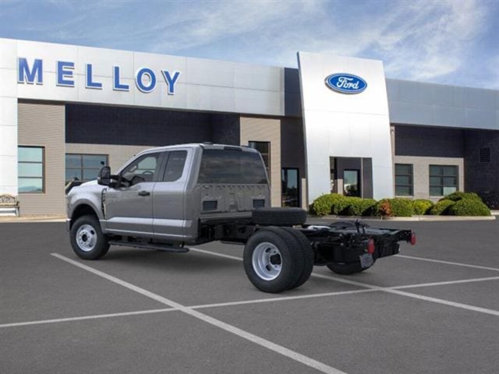 New 2026 Ford F-350 Chassis Truck Super Cab