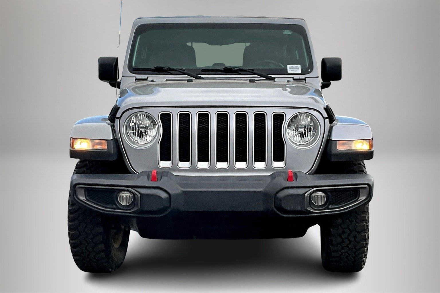 2020 Jeep Wrangler Unlimited Sahara photo 2