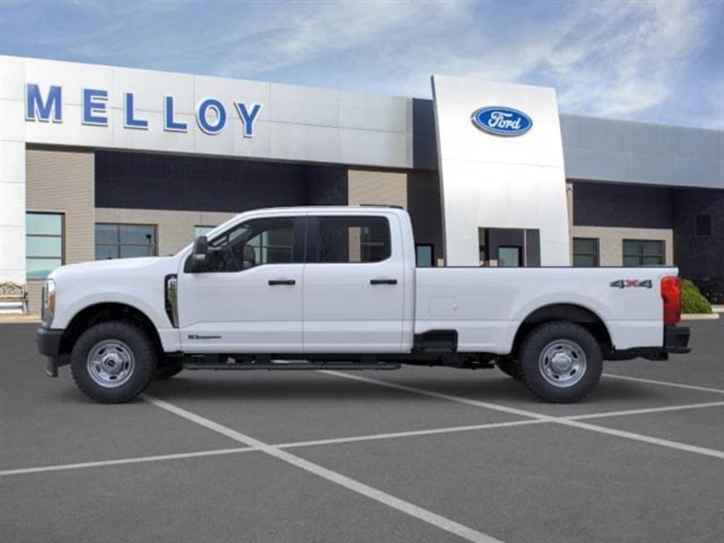 New 2025 Ford F-250 Truck Crew Cab