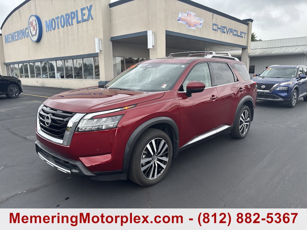 Used 2024 Nissan Pathfinder Platinum
