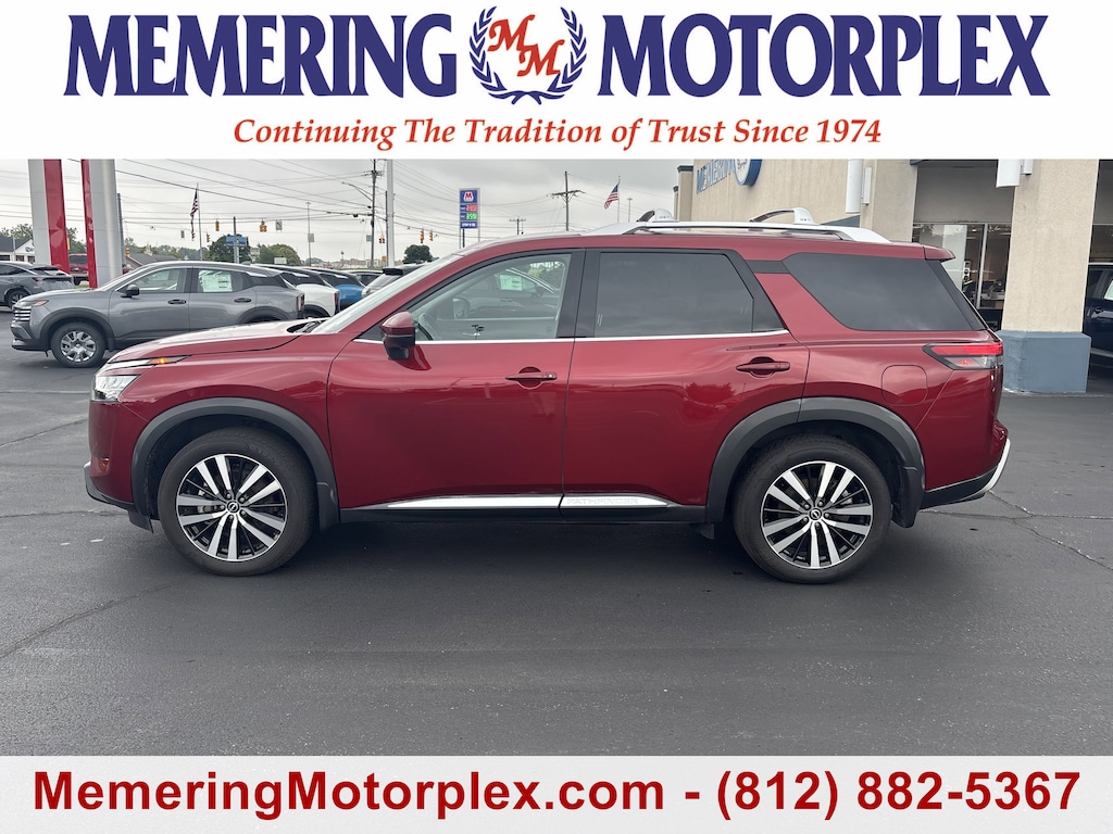 Used 2024 Nissan Pathfinder Platinum