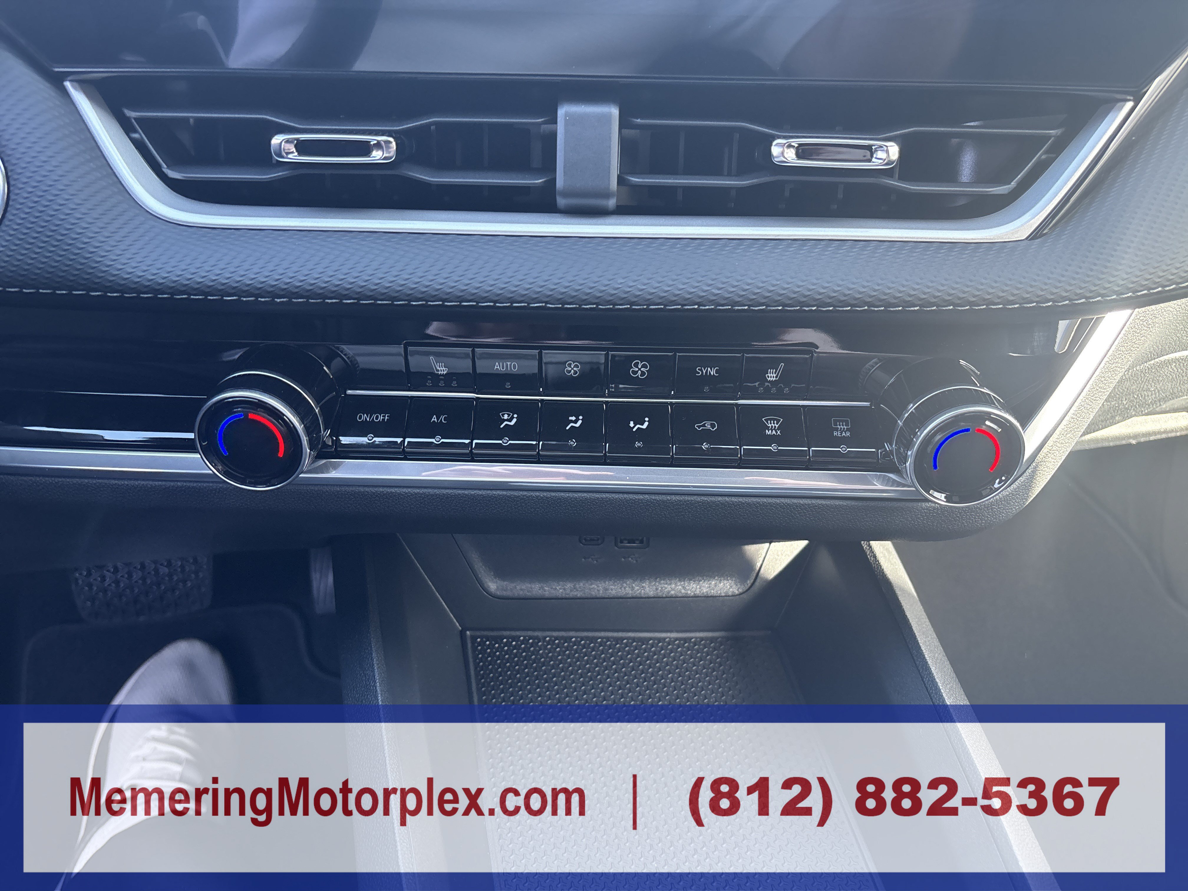 2027 Chevrolet Equinox LT - Photo 17