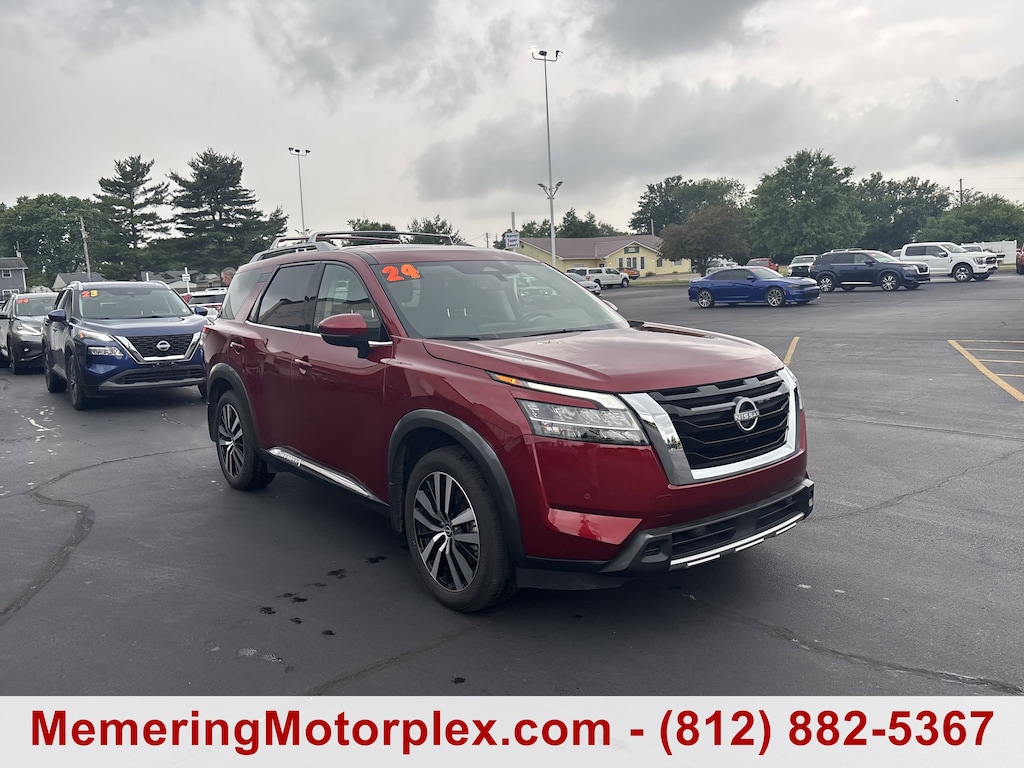 Used 2024 Nissan Pathfinder Platinum
