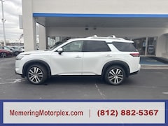 2025 Nissan Pathfinder Platinum SUV