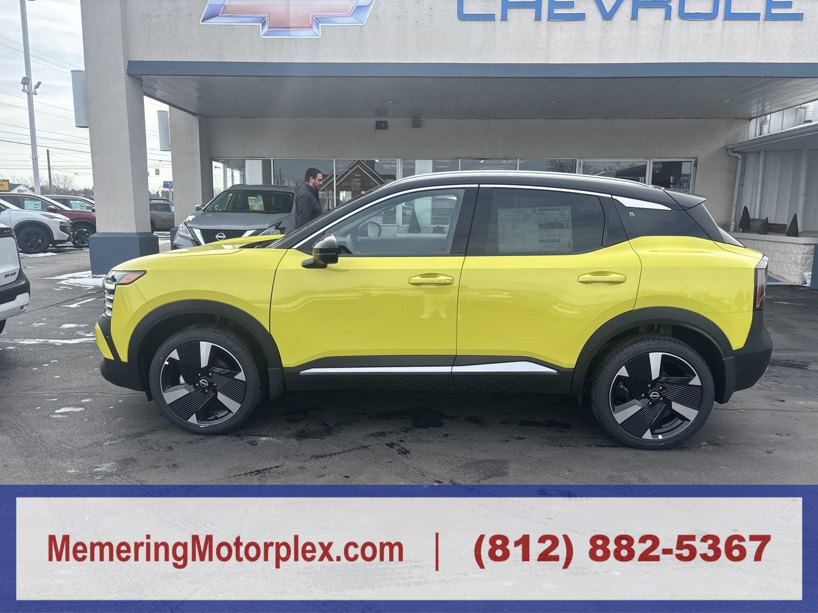 2025 Nissan Kicks SR AWD's photo