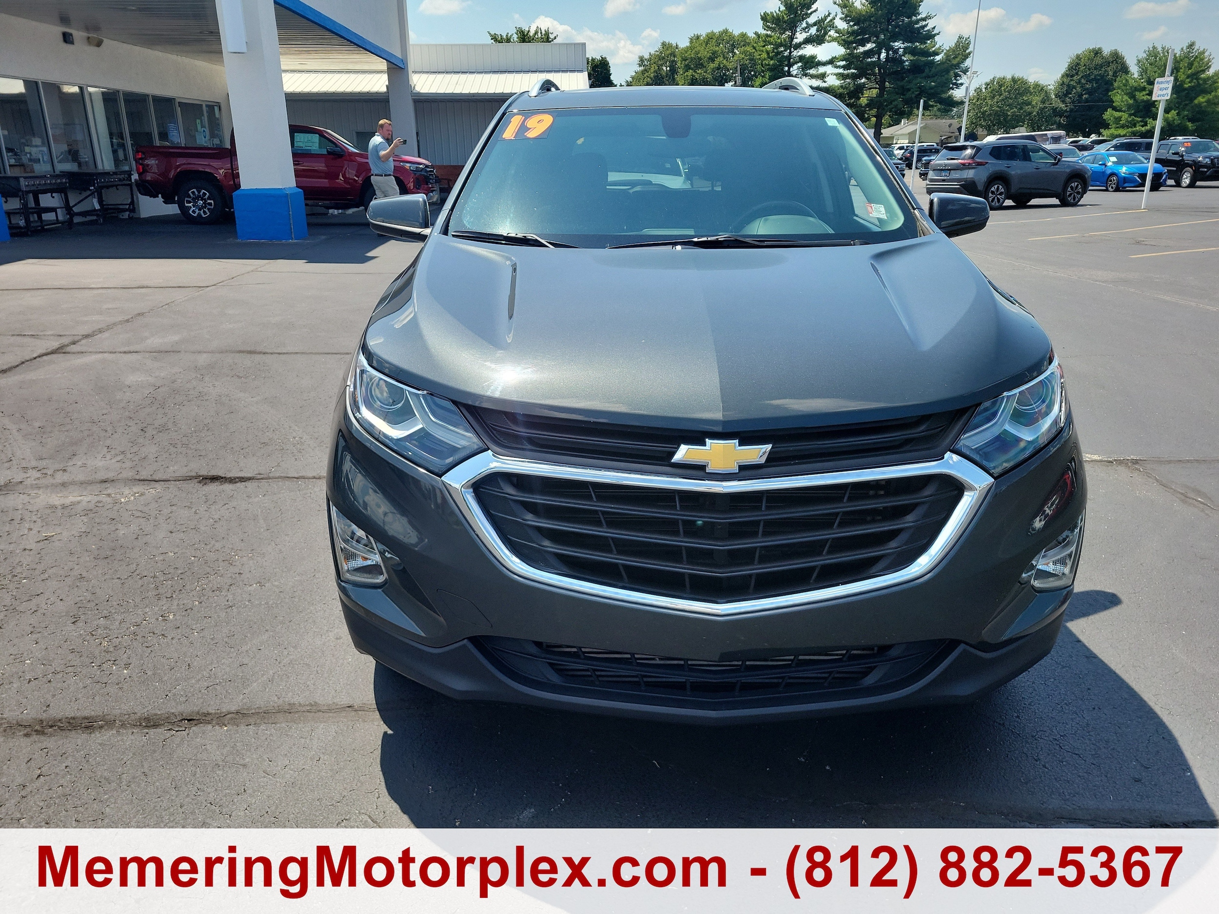 Used 2019 Chevrolet Equinox LT with VIN 3GNAXKEV8KS635664 for sale in Vincennes, IN