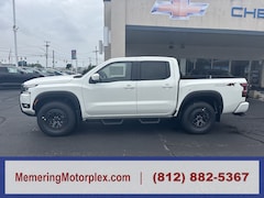 2025 Nissan Frontier PRO-4X Truck Crew Cab