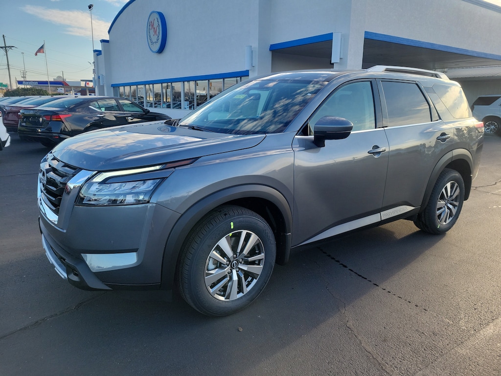 New 2025 Nissan Pathfinder SL SUV