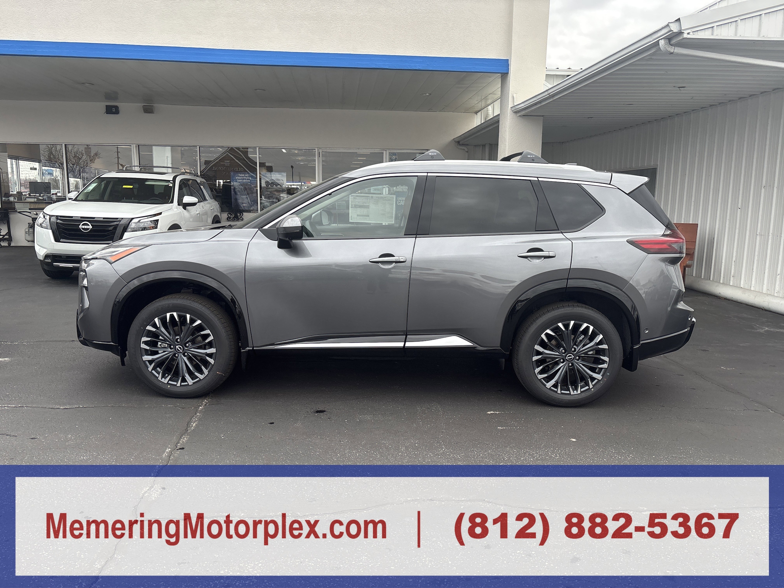 2026 Nissan Rogue Platinum's photo