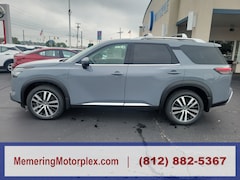 2025 Nissan Pathfinder Platinum SUV