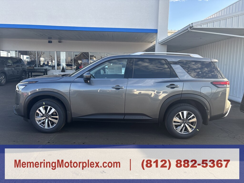 New 2025 Nissan Pathfinder SL SUV