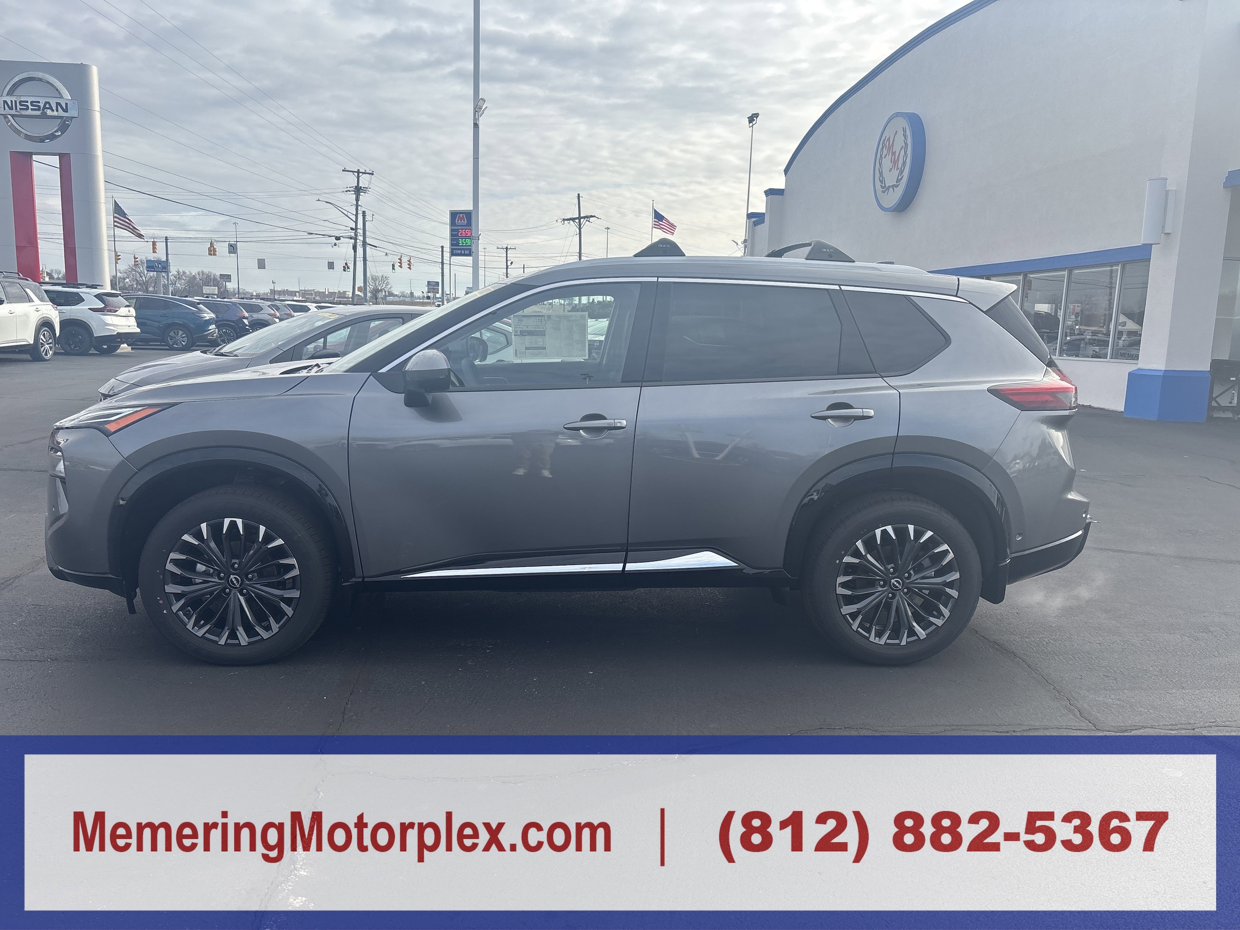 2026 Nissan Rogue Platinum's photo