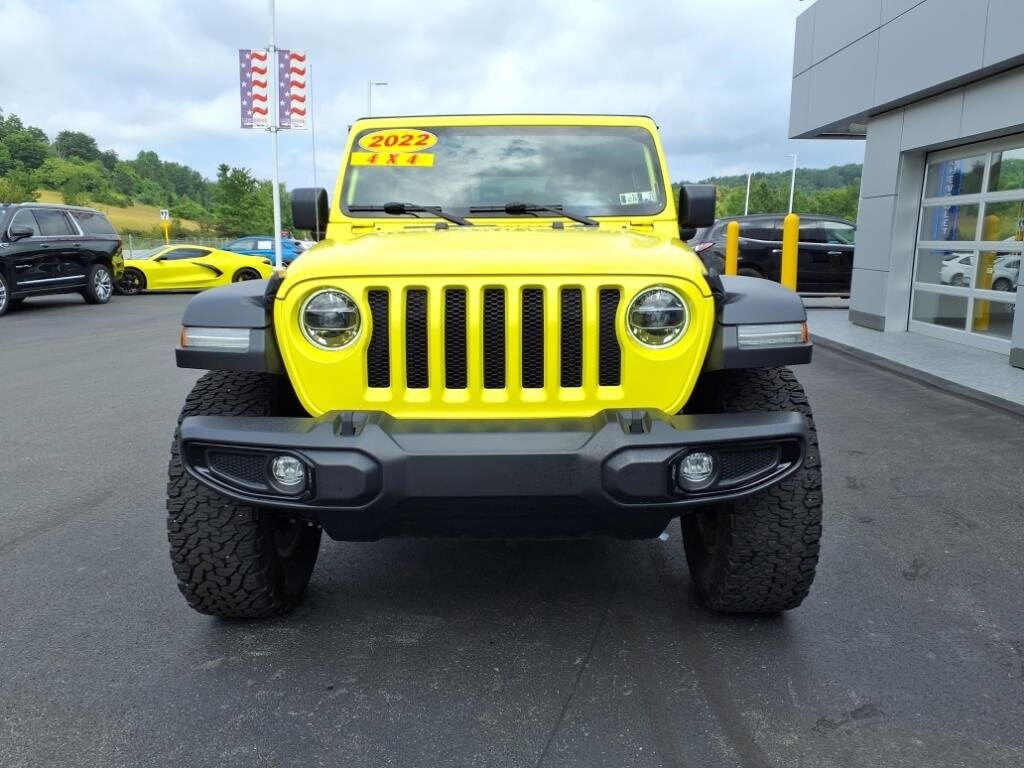 2022 Jeep Wrangler Unlimited High Tide photo 2