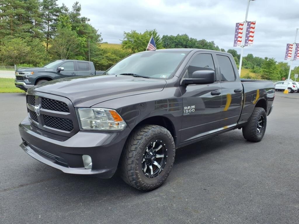 2019 Ram 1500 Classic Express photo 3
