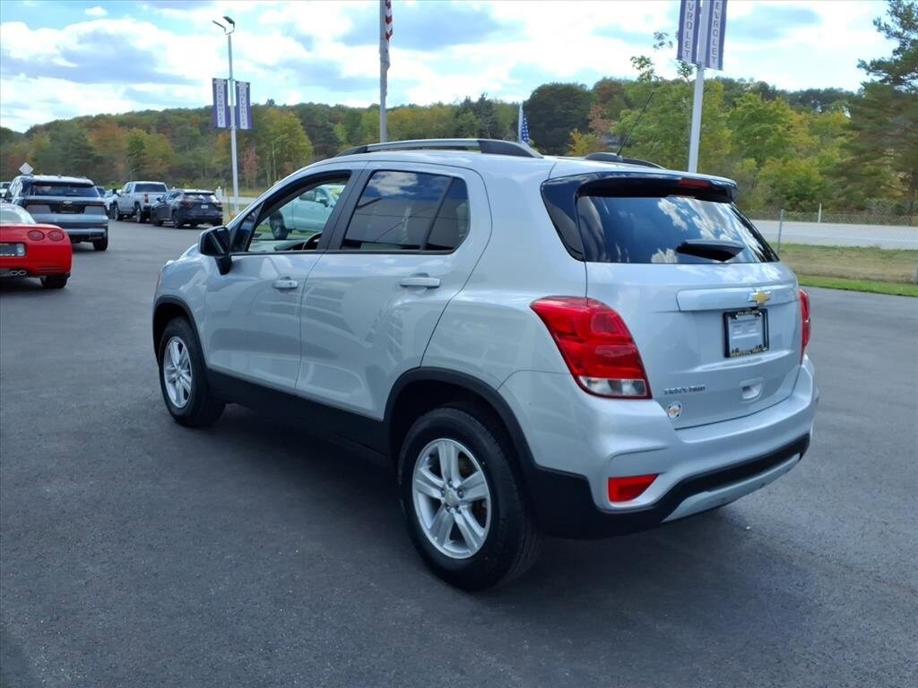 2022 Chevrolet Trax LT photo 4