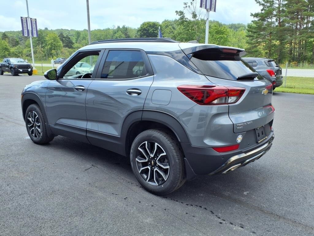 2021 Chevrolet Trailblazer ACTIV photo 2