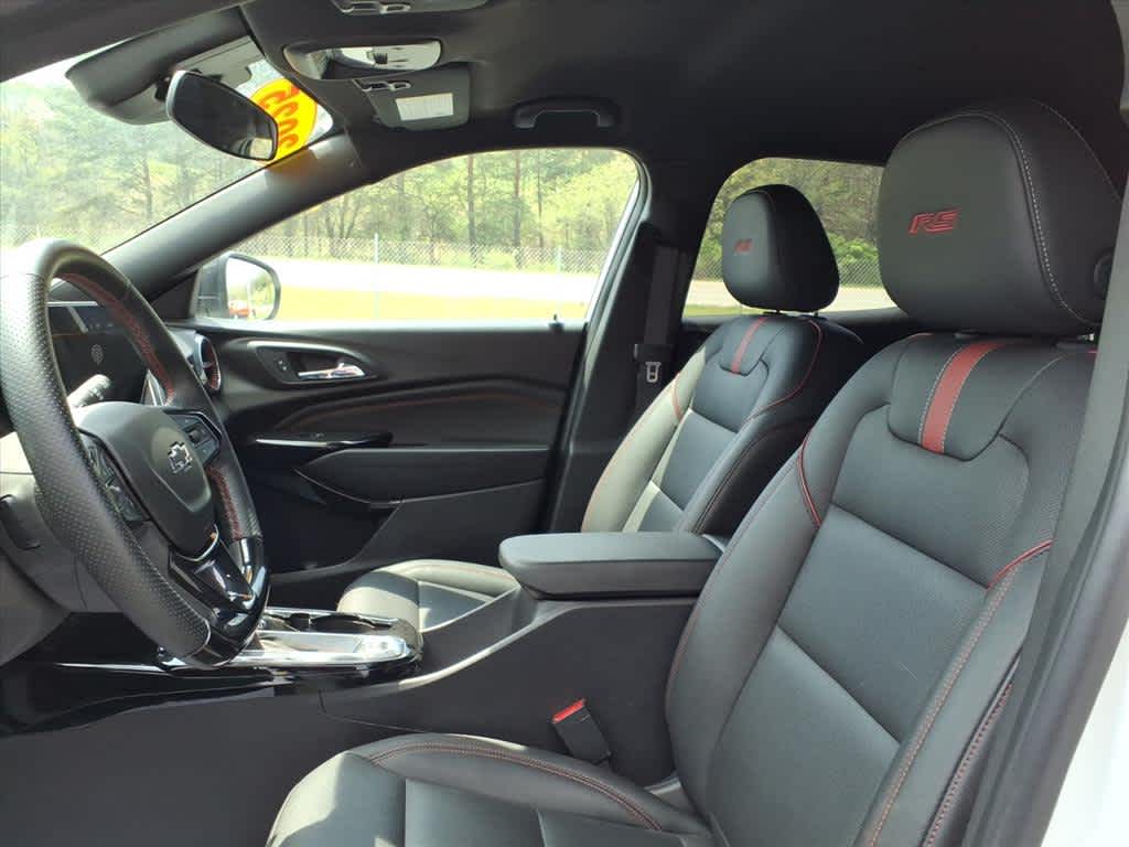 2025 Chevrolet Trax RS - Photo 22