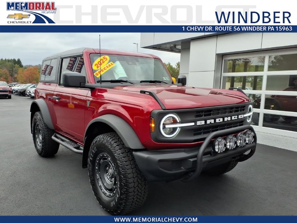 2025 Ford Bronco 2-Door Base