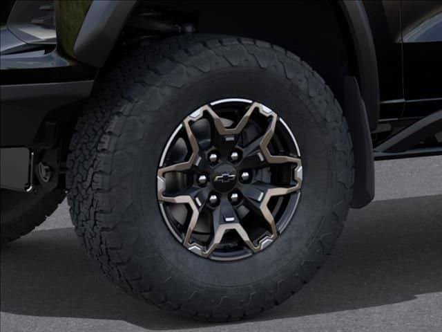 2026 Chevrolet Colorado ZR2 - Photo 9