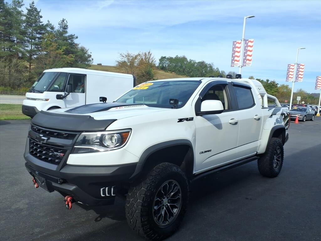 2017 Chevrolet Colorado ZR2 photo 3