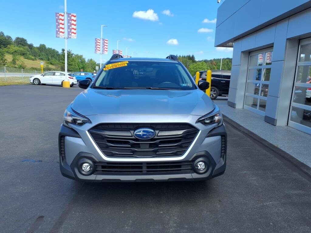 2025 Subaru Outback Onyx Edition photo 2