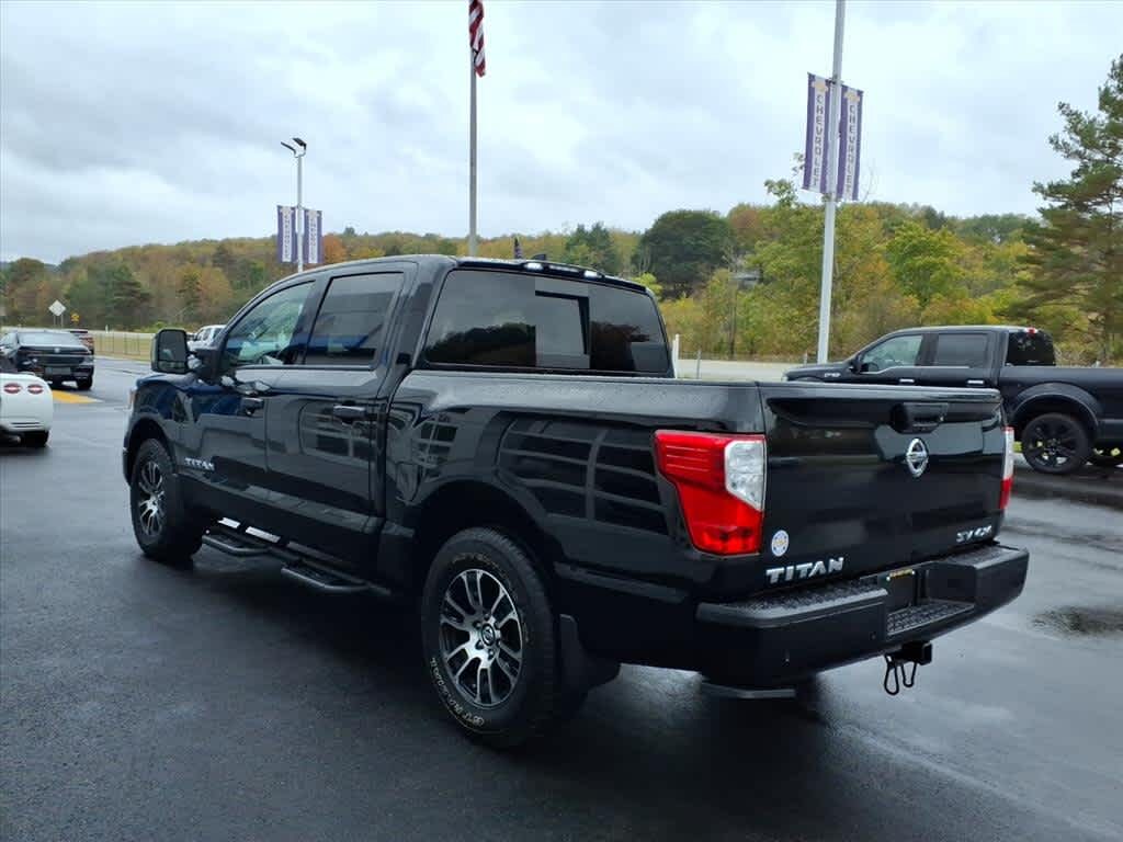 Used 2022 Nissan Titan SV