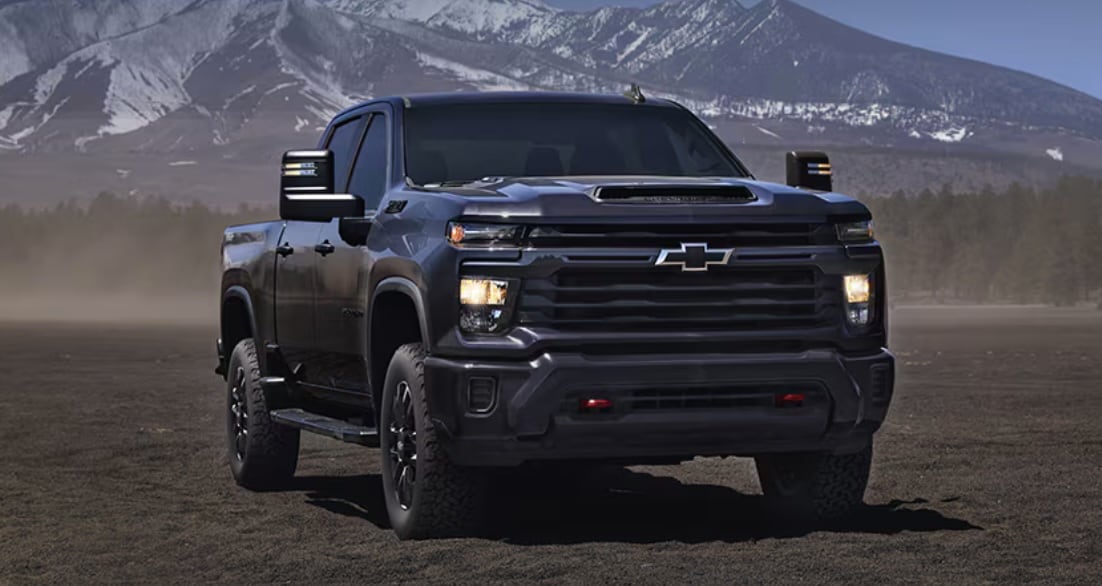 2027 vs 2026 Chevrolet Silverado HD