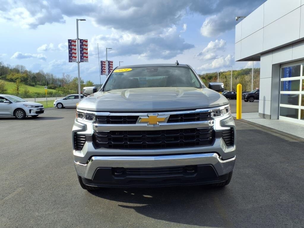 Used 2024 Chevrolet Silverado 1500 LT with VIN 1GCPDKEK7RZ246092 for sale in Windber, PA