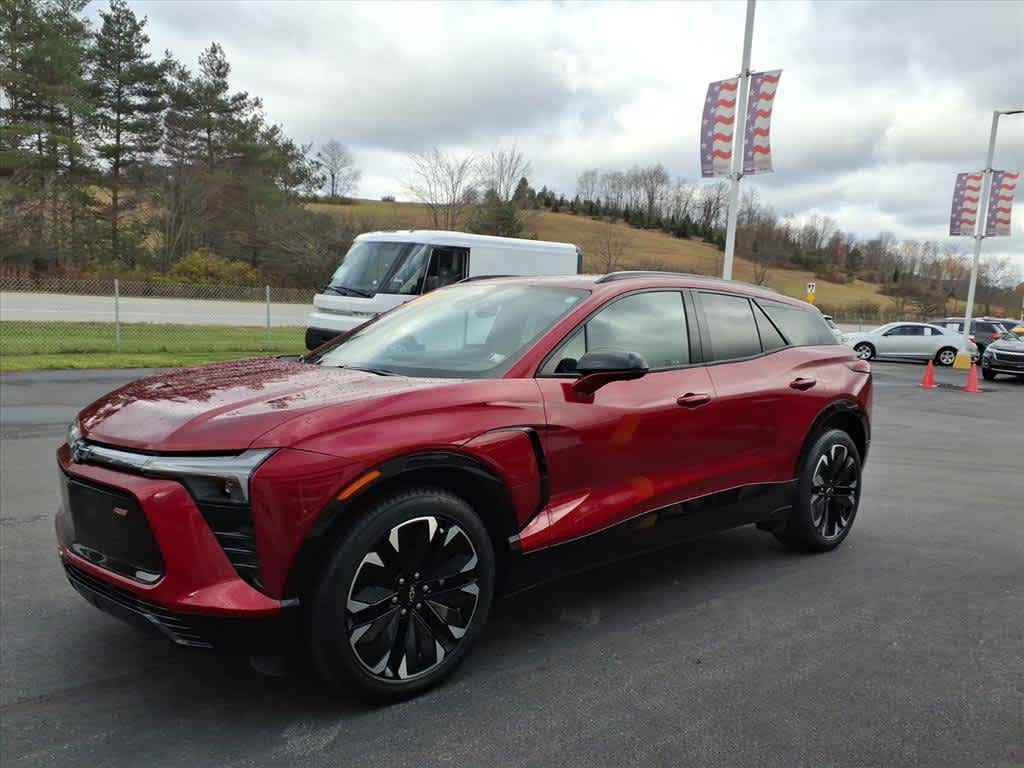 2024 Chevrolet Blazer EV RS photo 3