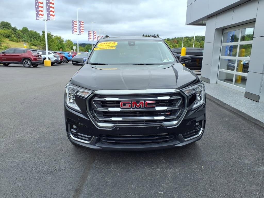 2023 Gmc Terrain AT4 photo 2